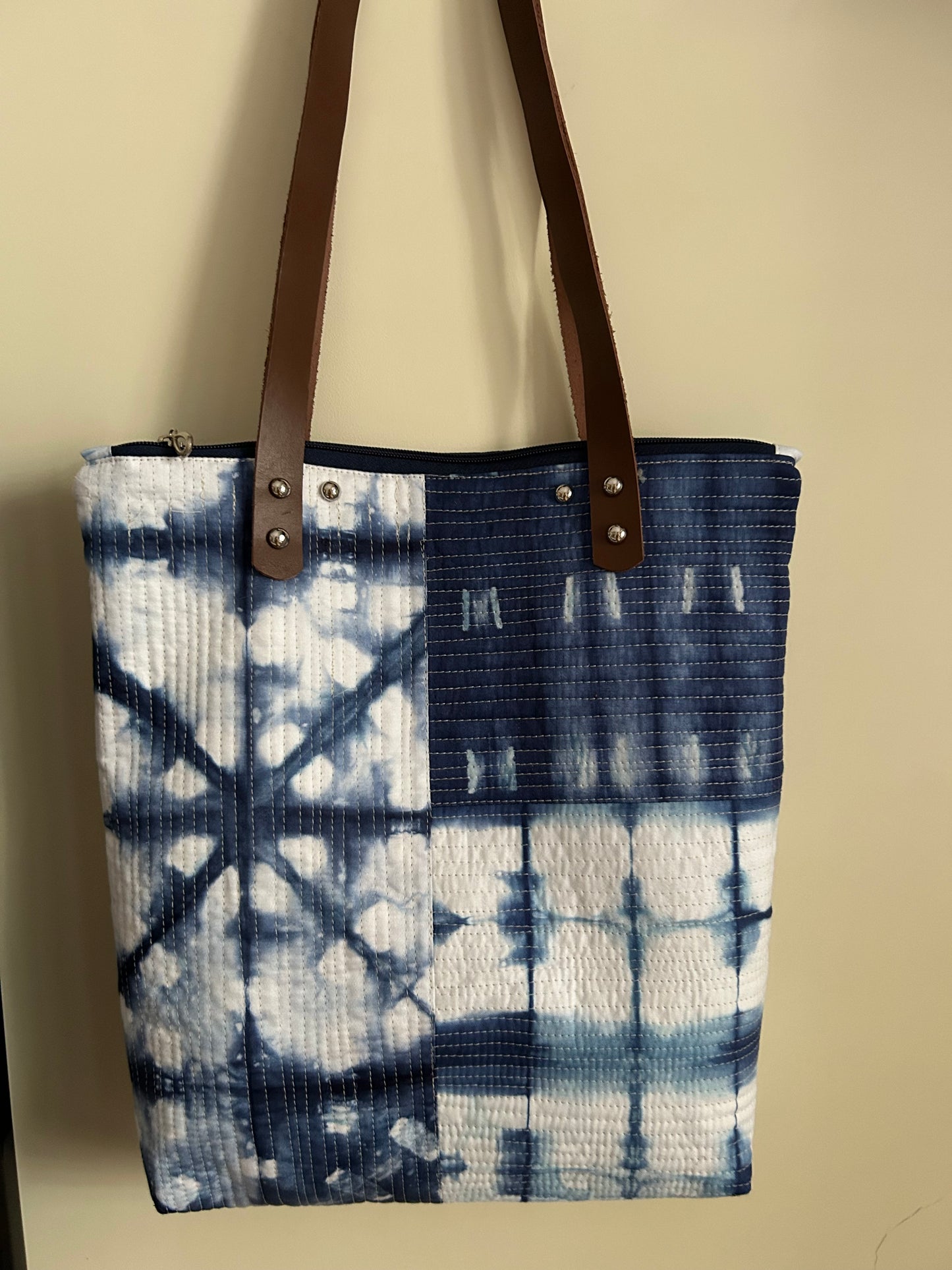 Hand-Dyed Indigo Quilted Tote Bag – Patchwork Purse with Leather Straps & Zipper | Handmade Textile Bag | One-of-a-Kind Gift