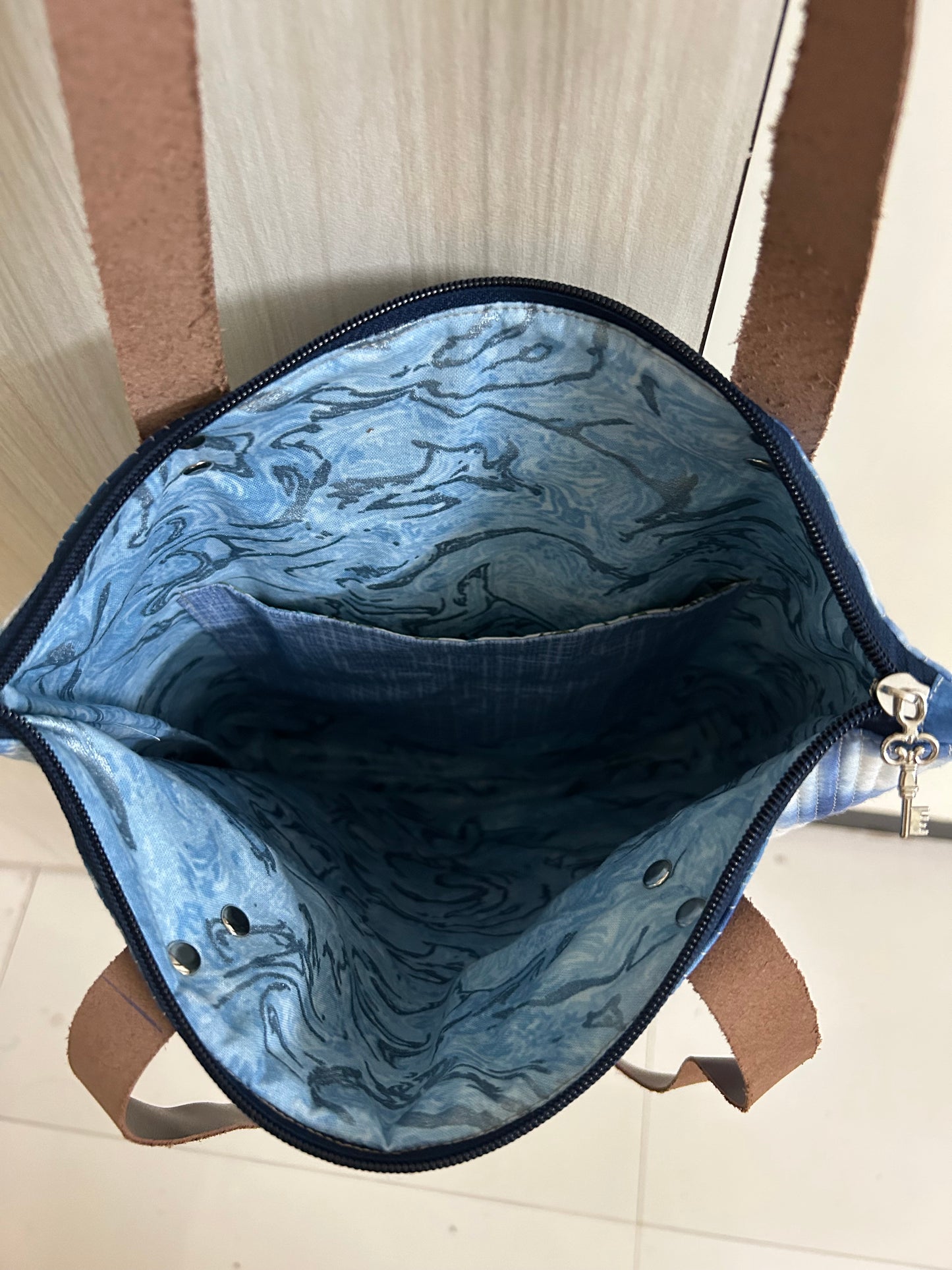 Hand-Dyed Indigo Quilted Tote Bag – Patchwork Purse with Leather Straps & Zipper | Handmade Textile Bag | One-of-a-Kind Gift