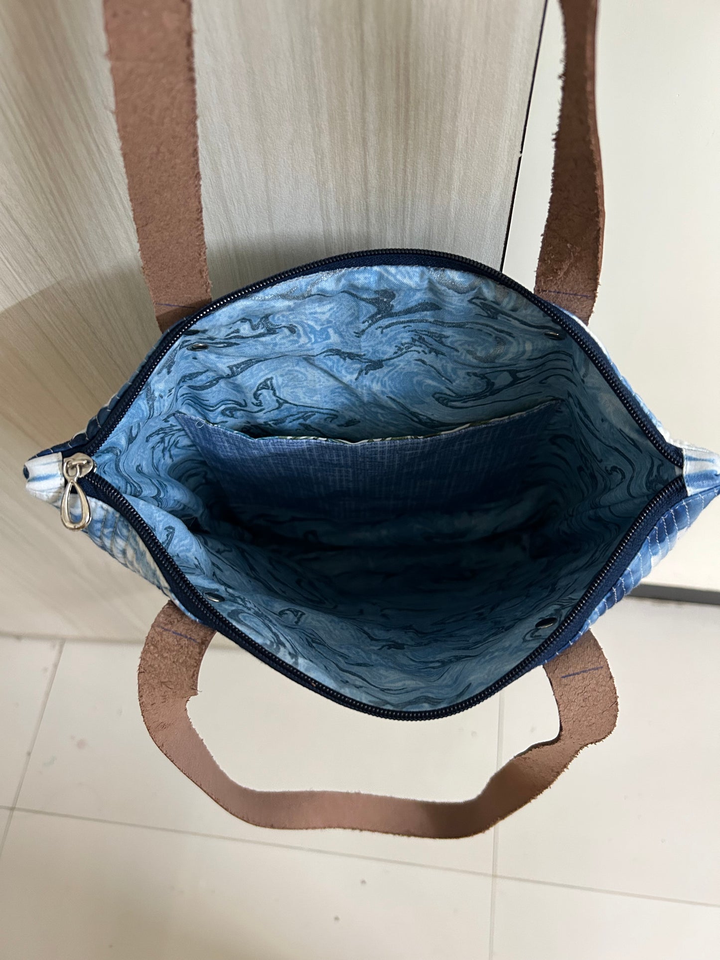 Hand-Dyed Indigo Quilted Tote Bag – Patchwork Purse with Leather Straps & Zipper | Handmade Textile Bag | One-of-a-Kind Gift