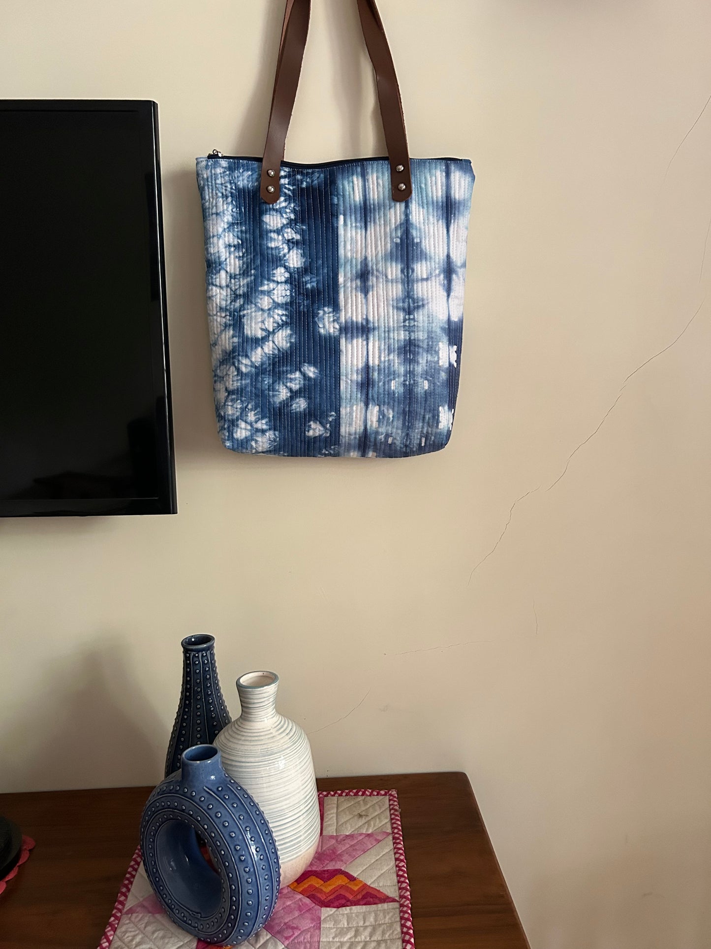 Hand-Dyed Indigo Quilted Tote Bag – Patchwork Purse with Leather Straps & Zipper | Handmade Textile Bag | One-of-a-Kind Gift