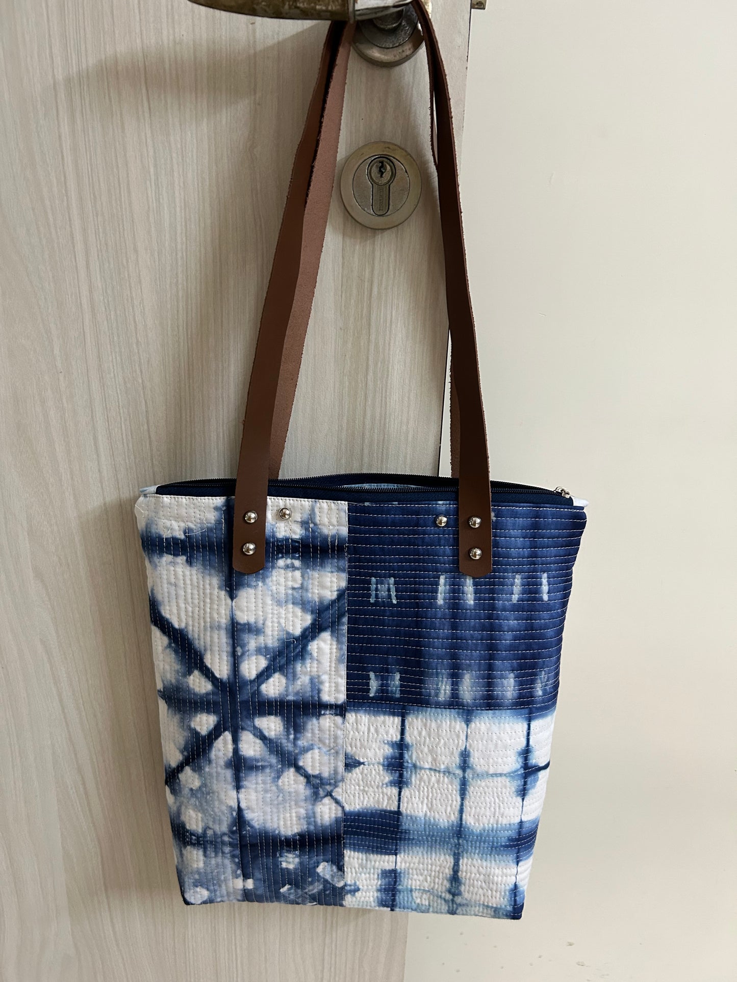 Hand-Dyed Indigo Quilted Tote Bag – Patchwork Purse with Leather Straps & Zipper | Handmade Textile Bag | One-of-a-Kind Gift
