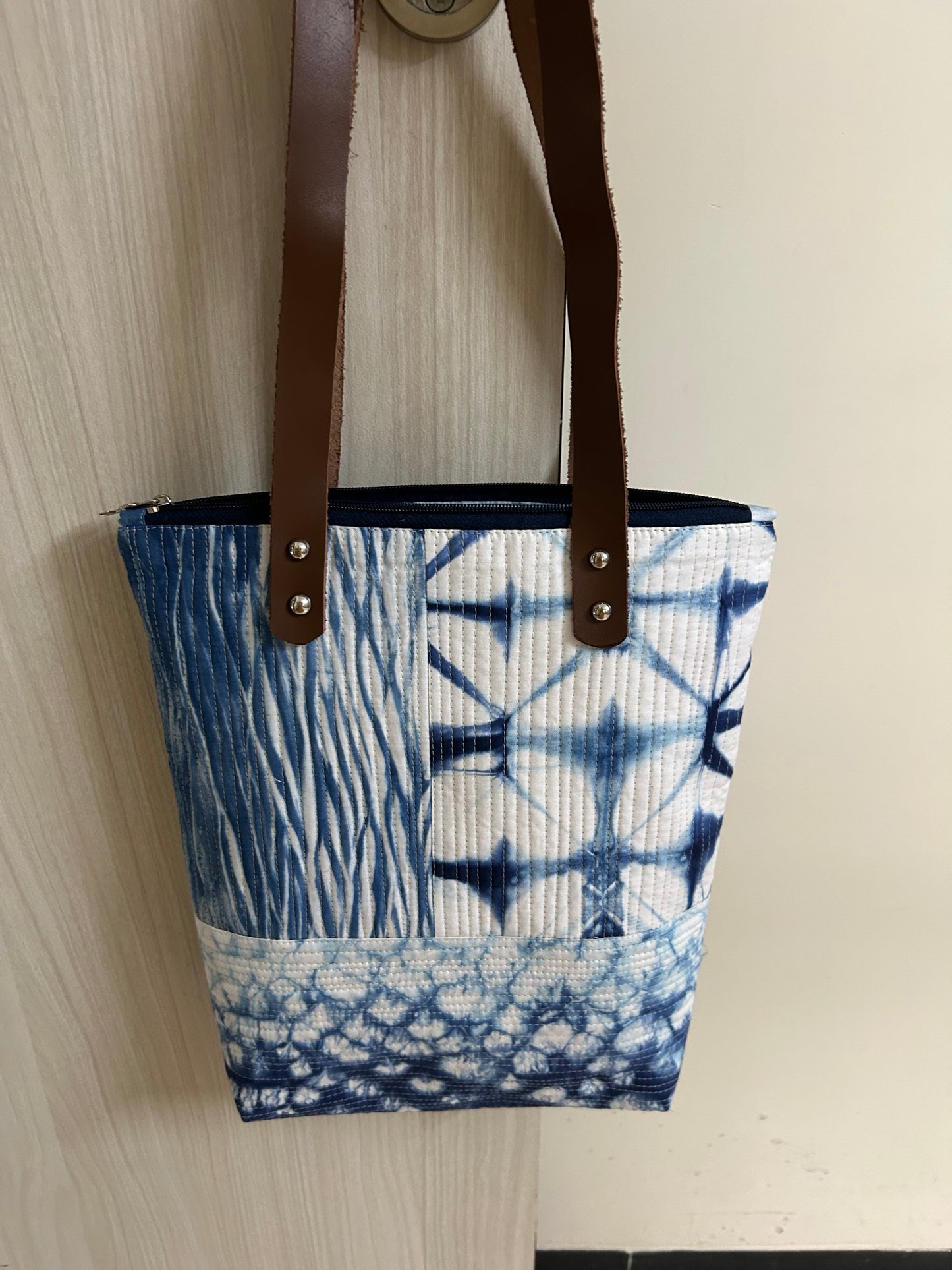 Hand-Dyed Indigo Quilted Tote Bag – Patchwork Purse with Leather Straps & Zipper | Handmade Textile Bag | One-of-a-Kind Gift