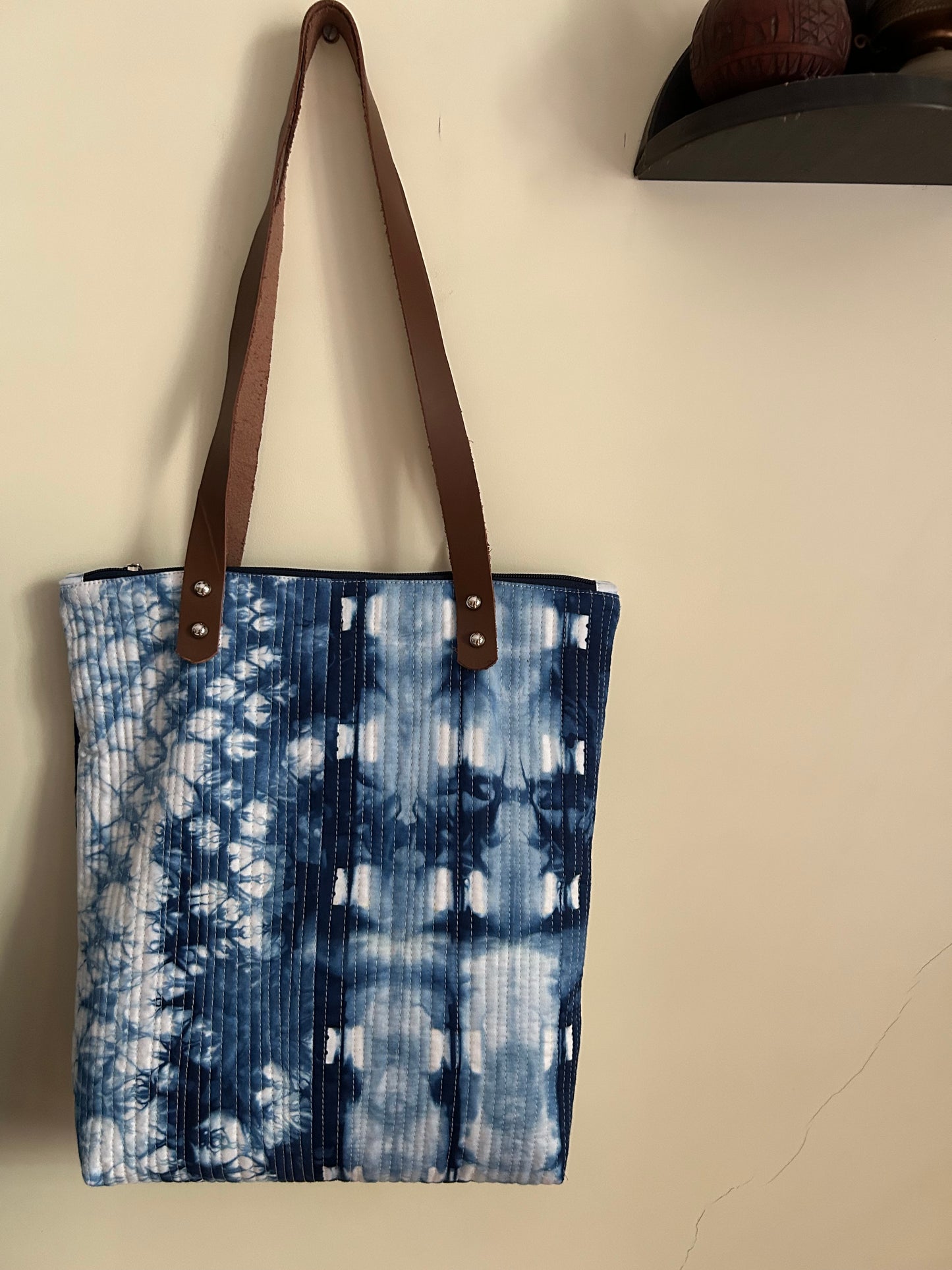 Hand-Dyed Indigo Quilted Tote Bag – Patchwork Purse with Leather Straps & Zipper | Handmade Textile Bag | One-of-a-Kind Gift