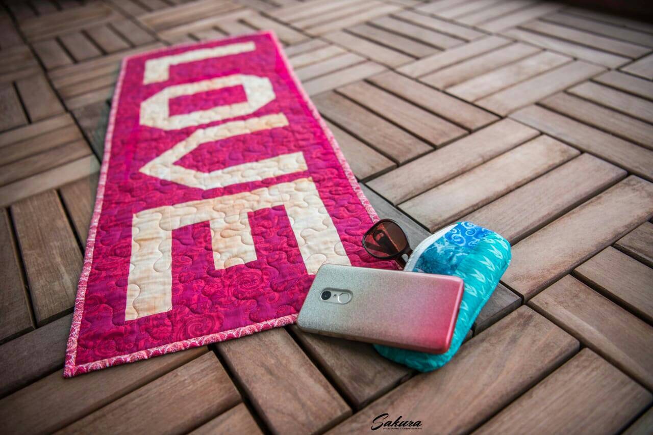 Side view of pink modern table runner