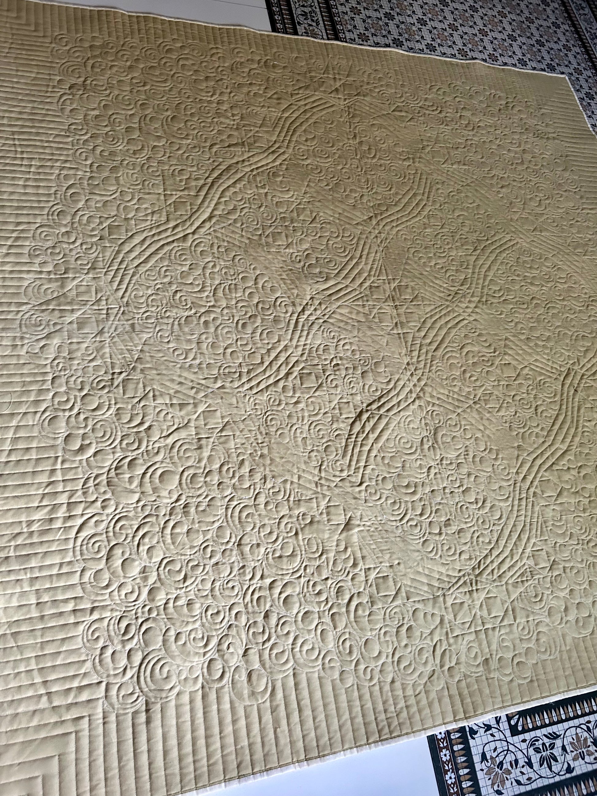Backside o throw quilt 