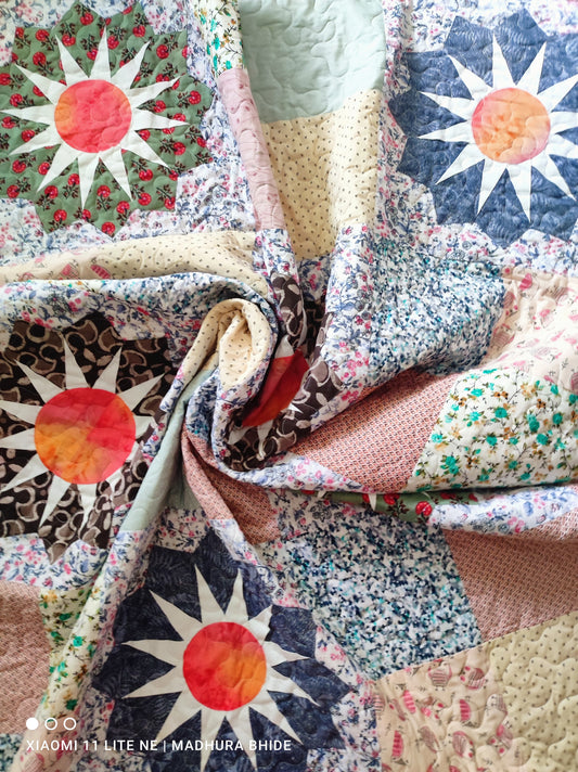 Dresden plate quilt close up