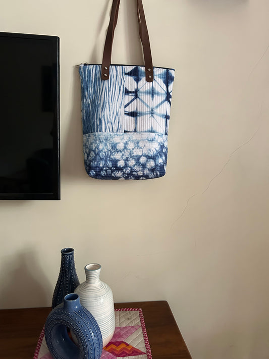 Hand-Dyed Indigo Quilted Tote Bag – Patchwork Purse with Leather Straps & Zipper | Handmade Textile Bag | One-of-a-Kind Gift