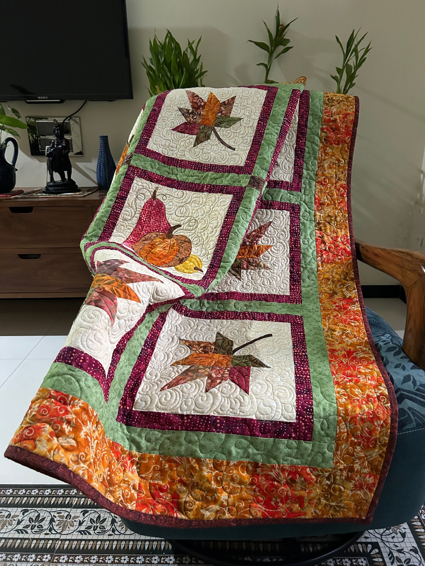 Fall quilt, maple leaf quilt, lap quilt, handmade quilt sale, quilted throw