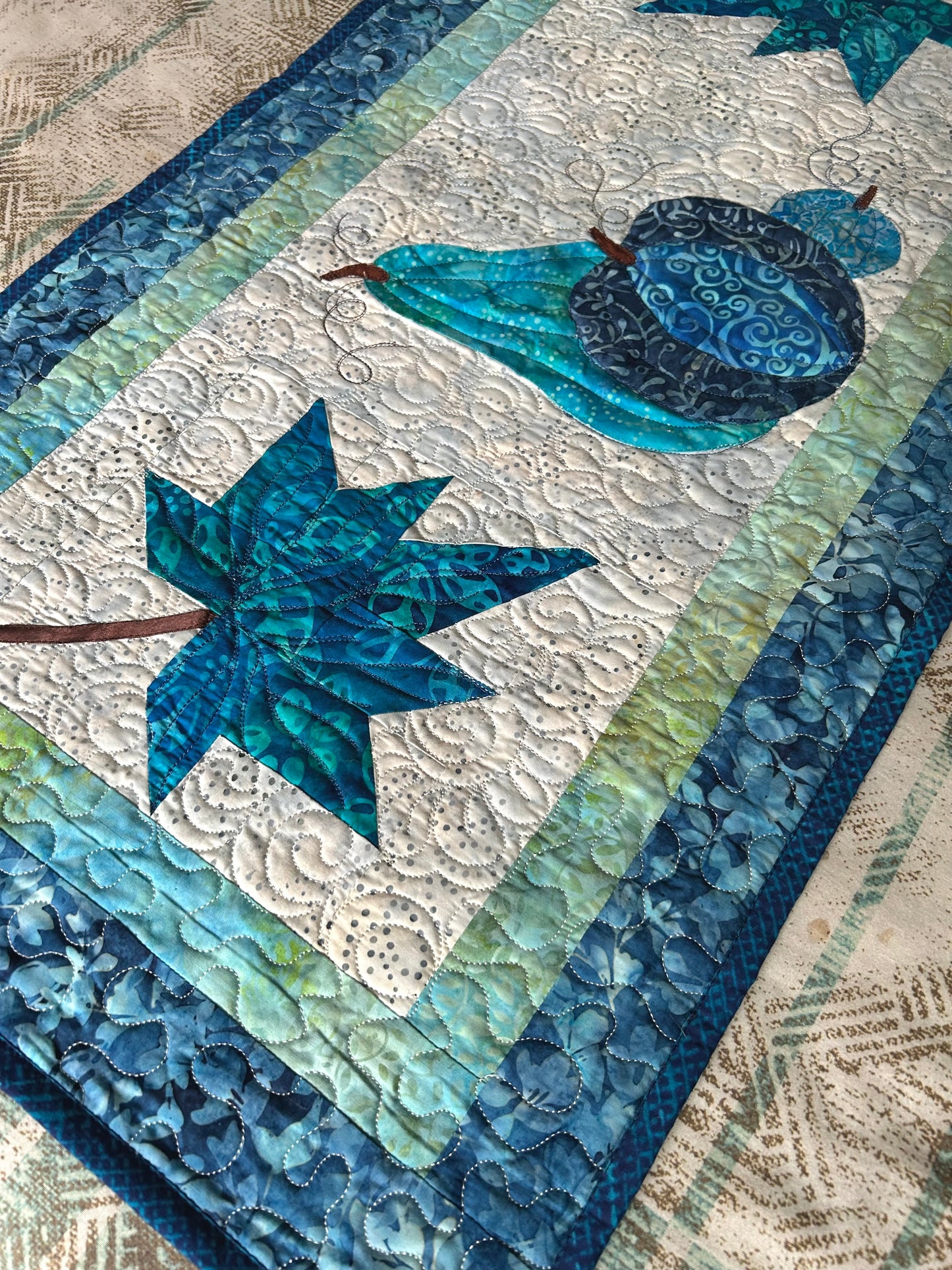 Maple Leaf Table Runner – Quilted Fall Decor - Autumn Table Decoration