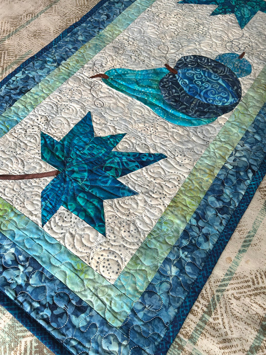 Maple Leaf Table Runner – Quilted Fall Decor - Autumn Table Decoration