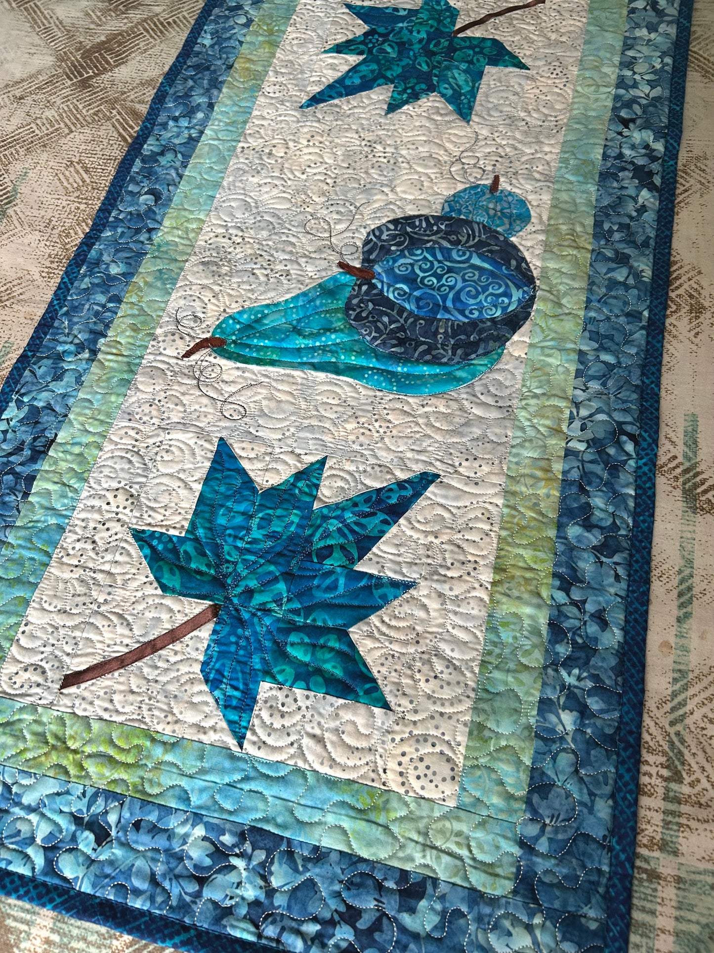 Maple Leaf Table Runner – Quilted Fall Decor - Autumn Table Decoration