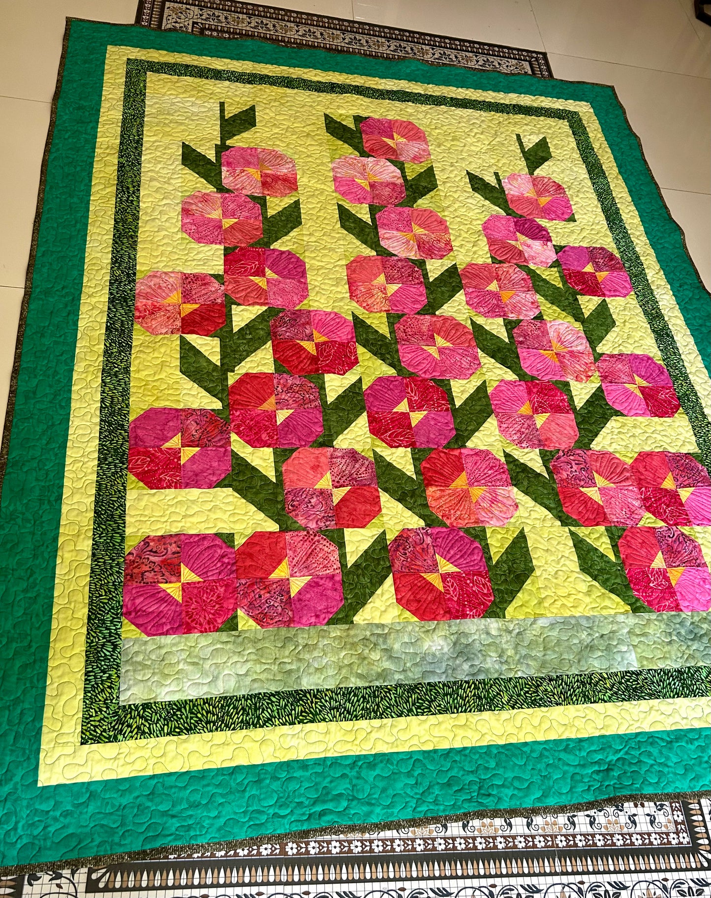 Handmade Poppies Flower Quilt – Queen Size Patchwork Quilted Bedspread