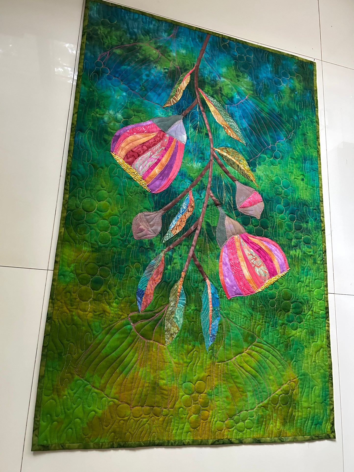 Eucalyptus flower art quilt / Australian Gumnut flower Art
