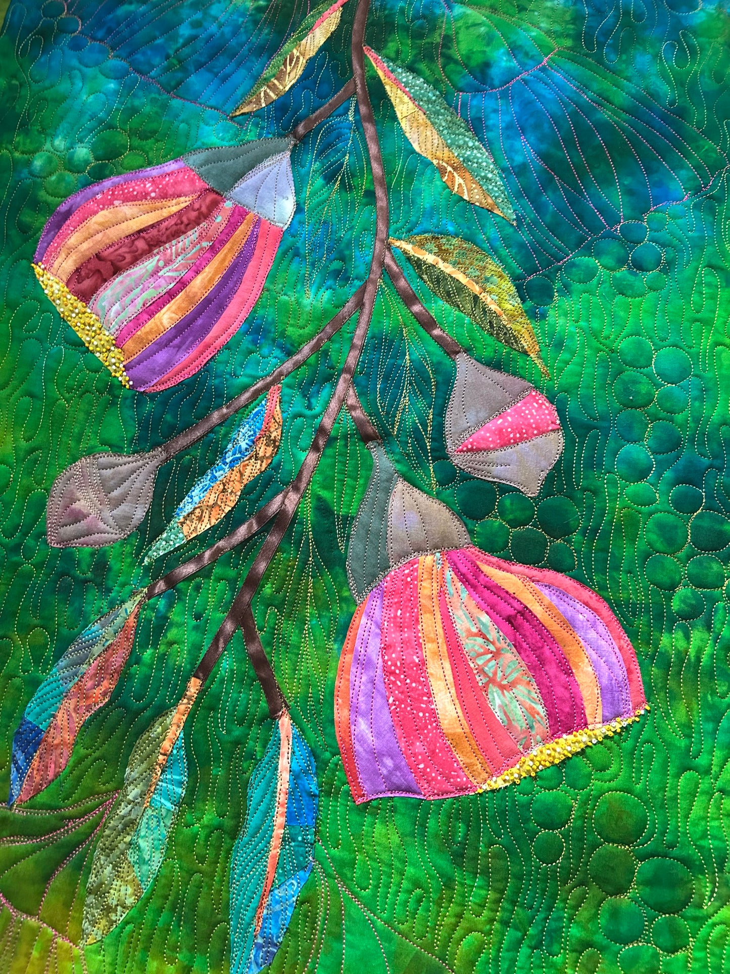 Eucalyptus flower art quilt / Australian Gumnut flower Art