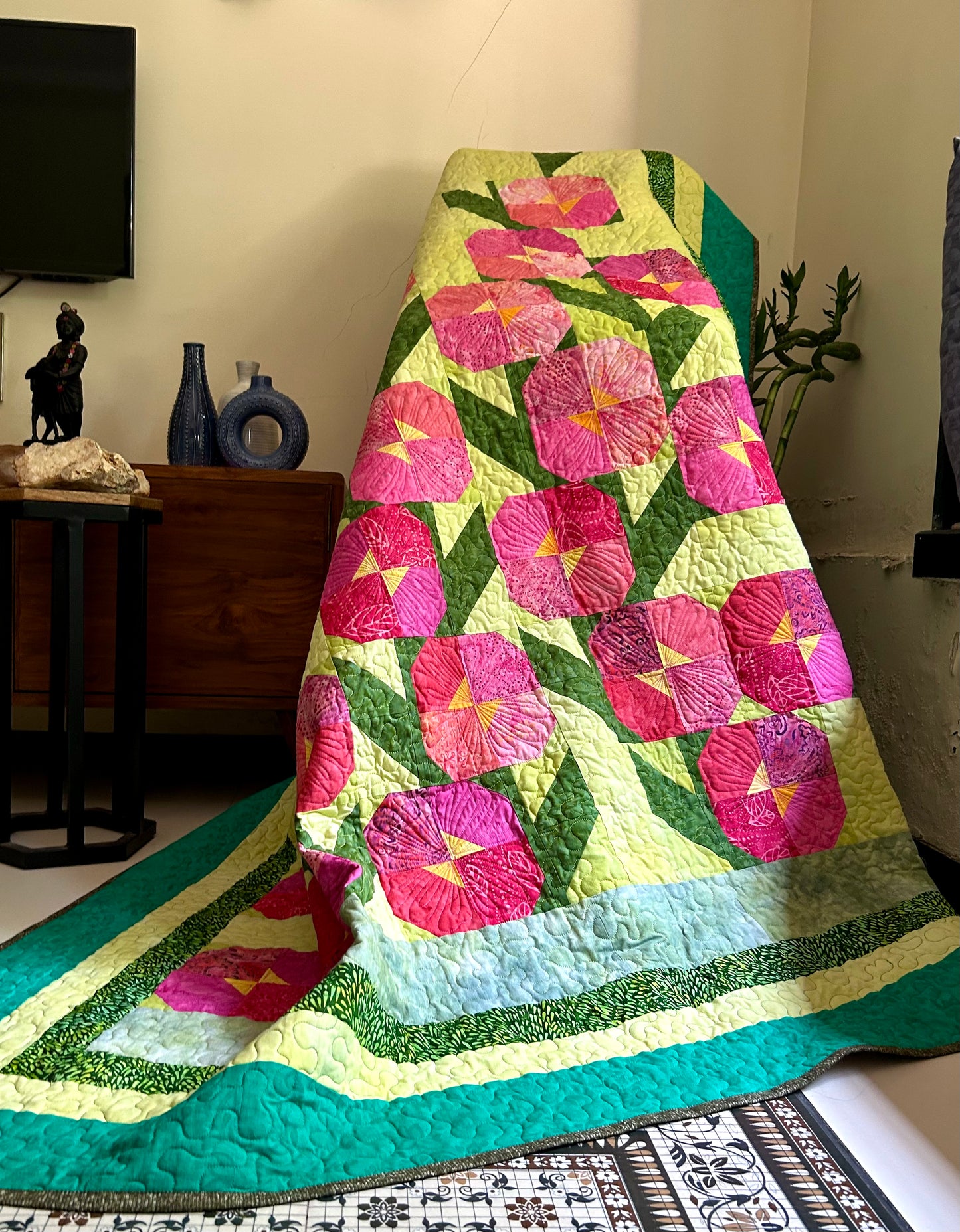 Handmade Poppies Flower Quilt – Queen Size Patchwork Quilted Bedspread