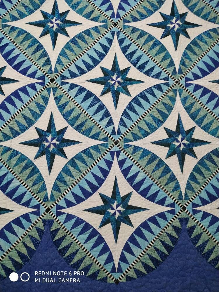 Picture of close up of something blue quilt