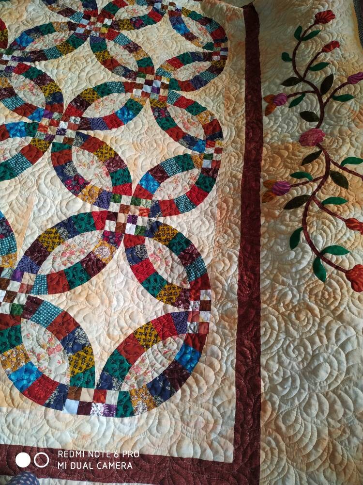 Double Wedding Ring Quilt - Anniversary & Wedding Gift - Queen Size - Handmade Heirloom - Holiday Sale