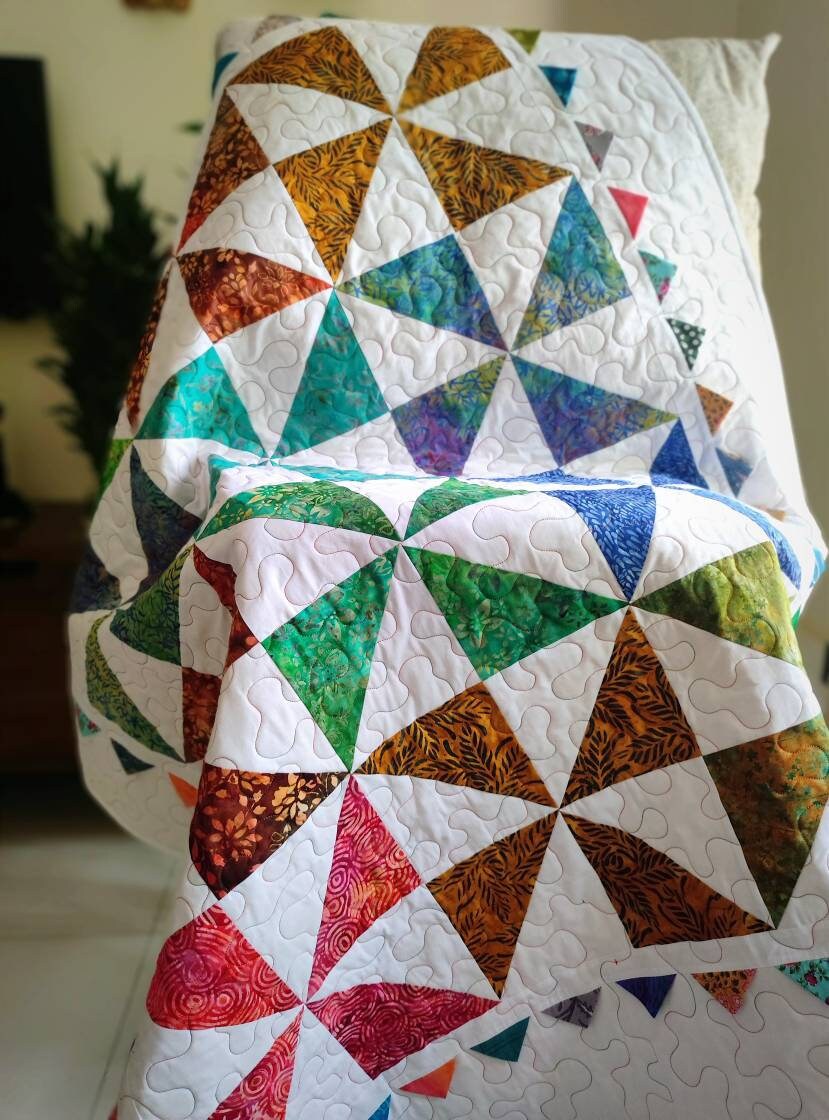 Pinwheel baby quilt